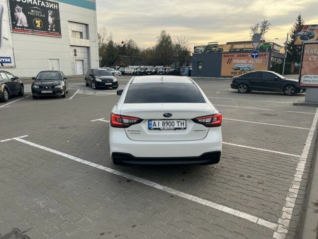 Белый Субару Легаси, объемом двигателя 2.5 л и пробегом 136 тыс. км за 21500 $, фото 6 на Automoto.ua