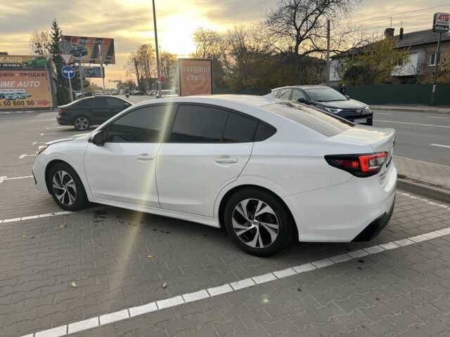 Белый Субару Легаси, объемом двигателя 2.5 л и пробегом 136 тыс. км за 21500 $, фото 9 на Automoto.ua