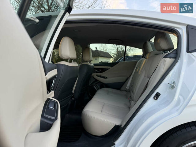 Білий Субару Легасі, об'ємом двигуна 2.5 л та пробігом 63 тис. км за 22900 $, фото 22 на Automoto.ua