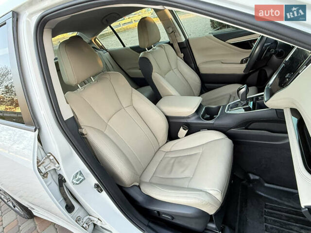 Білий Субару Легасі, об'ємом двигуна 2.5 л та пробігом 63 тис. км за 22900 $, фото 29 на Automoto.ua