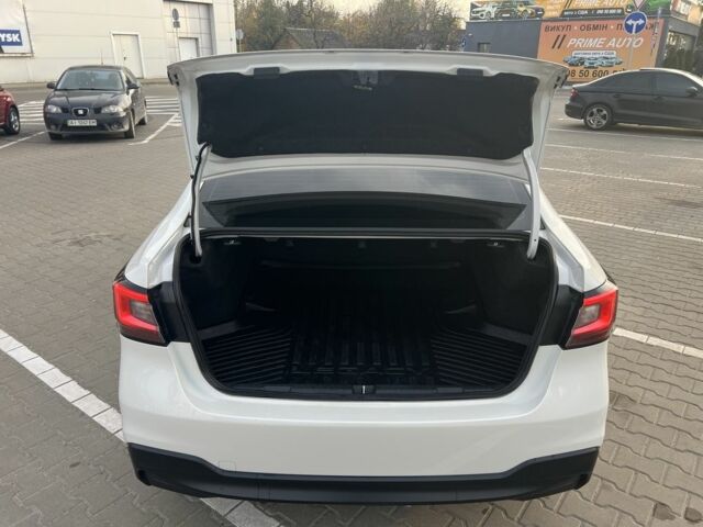 Белый Субару Легаси, объемом двигателя 2.5 л и пробегом 136 тыс. км за 21500 $, фото 4 на Automoto.ua