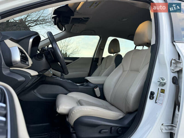 Білий Субару Легасі, об'ємом двигуна 2.5 л та пробігом 63 тис. км за 22900 $, фото 19 на Automoto.ua