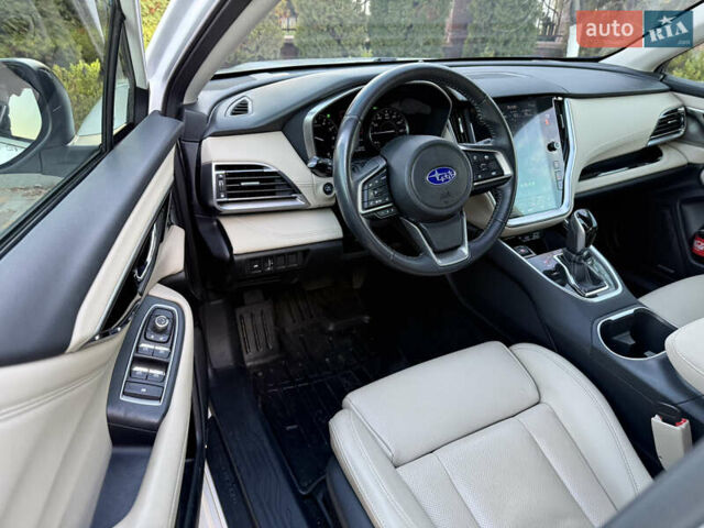 Білий Субару Легасі, об'ємом двигуна 2.5 л та пробігом 63 тис. км за 22900 $, фото 17 на Automoto.ua