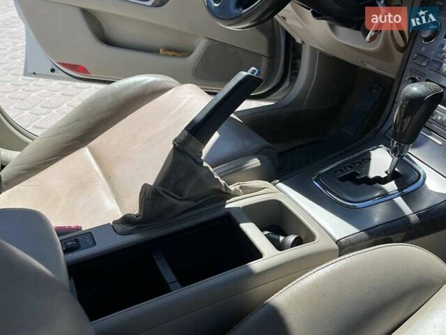 Белый Субару Легаси, объемом двигателя 3 л и пробегом 275 тыс. км за 5690 $, фото 18 на Automoto.ua