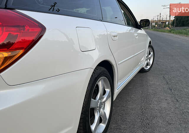 Білий Субару Легасі, об'ємом двигуна 2.5 л та пробігом 70 тис. км за 6700 $, фото 21 на Automoto.ua