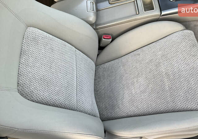 Білий Субару Легасі, об'ємом двигуна 2.5 л та пробігом 70 тис. км за 6700 $, фото 37 на Automoto.ua