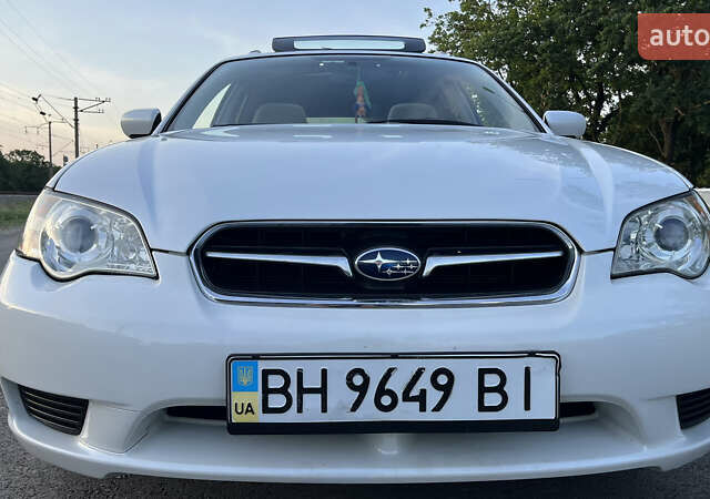 Білий Субару Легасі, об'ємом двигуна 2.5 л та пробігом 70 тис. км за 6700 $, фото 15 на Automoto.ua