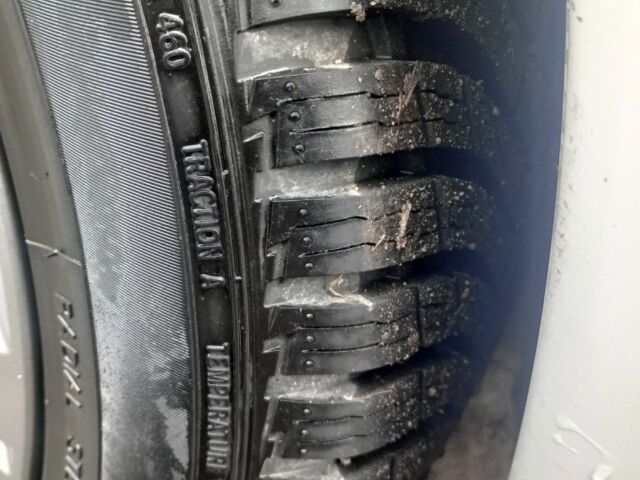 Белый Субару Легаси, объемом двигателя 2 л и пробегом 230 тыс. км за 6800 $, фото 3 на Automoto.ua