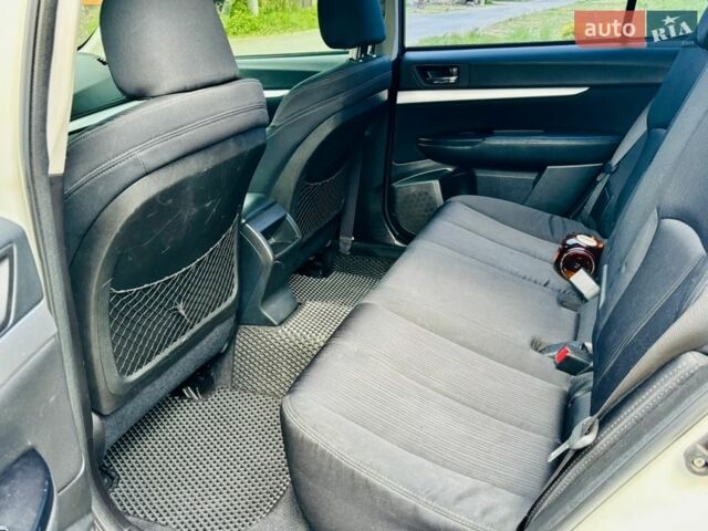 Белый Субару Легаси, объемом двигателя 2 л и пробегом 320 тыс. км за 7650 $, фото 11 на Automoto.ua