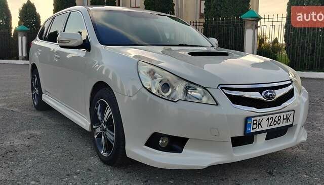 Білий Субару Легасі, об'ємом двигуна 2 л та пробігом 225 тис. км за 7600 $, фото 14 на Automoto.ua