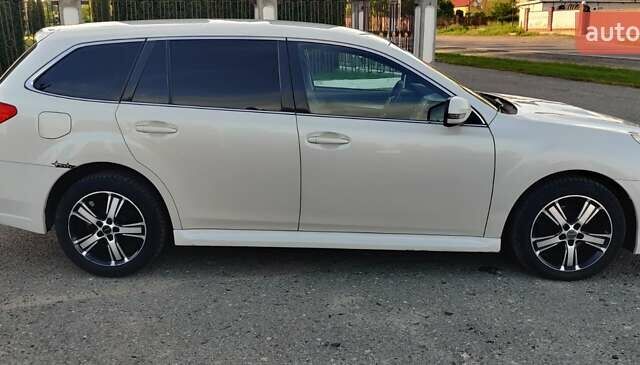 Білий Субару Легасі, об'ємом двигуна 2 л та пробігом 225 тис. км за 7600 $, фото 11 на Automoto.ua