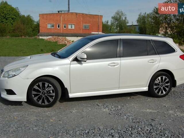 Білий Субару Легасі, об'ємом двигуна 2 л та пробігом 158 тис. км за 7500 $, фото 14 на Automoto.ua