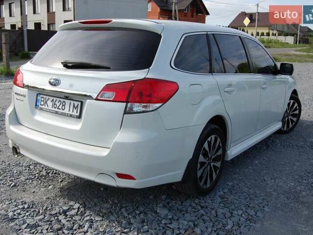Білий Субару Легасі, об'ємом двигуна 2 л та пробігом 158 тис. км за 7500 $, фото 9 на Automoto.ua