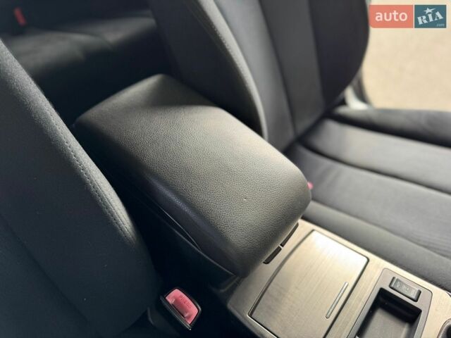 Білий Субару Легасі, об'ємом двигуна 2 л та пробігом 250 тис. км за 9500 $, фото 59 на Automoto.ua