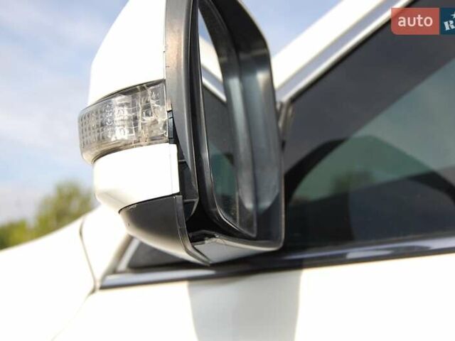 Білий Субару Легасі, об'ємом двигуна 2 л та пробігом 158 тис. км за 7500 $, фото 43 на Automoto.ua
