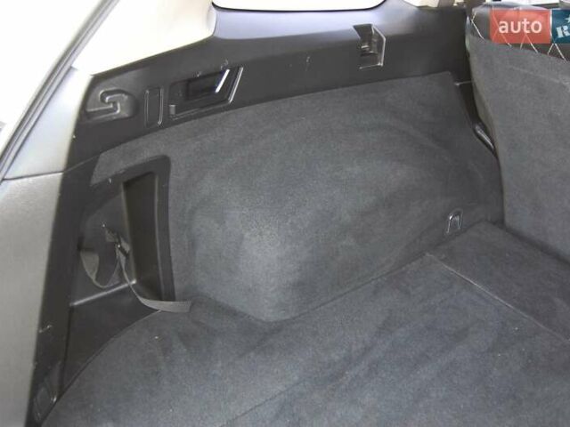 Білий Субару Легасі, об'ємом двигуна 2 л та пробігом 158 тис. км за 7500 $, фото 39 на Automoto.ua