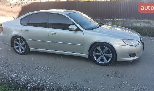 Бежевий Субару Легасі, об'ємом двигуна 2.5 л та пробігом 183 тис. км за 5350 $, фото 5 на Automoto.ua