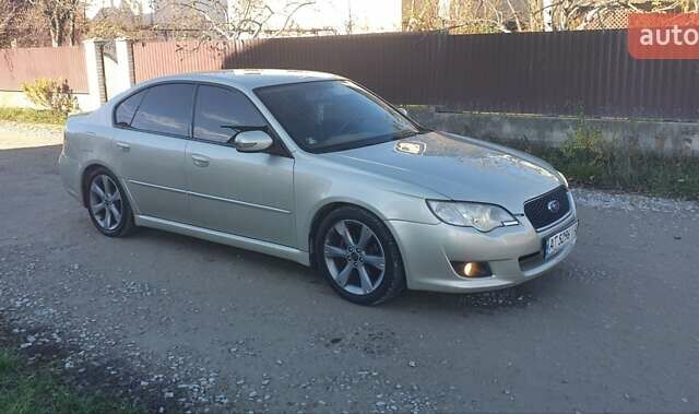 Бежевий Субару Легасі, об'ємом двигуна 2.5 л та пробігом 183 тис. км за 5350 $, фото 4 на Automoto.ua