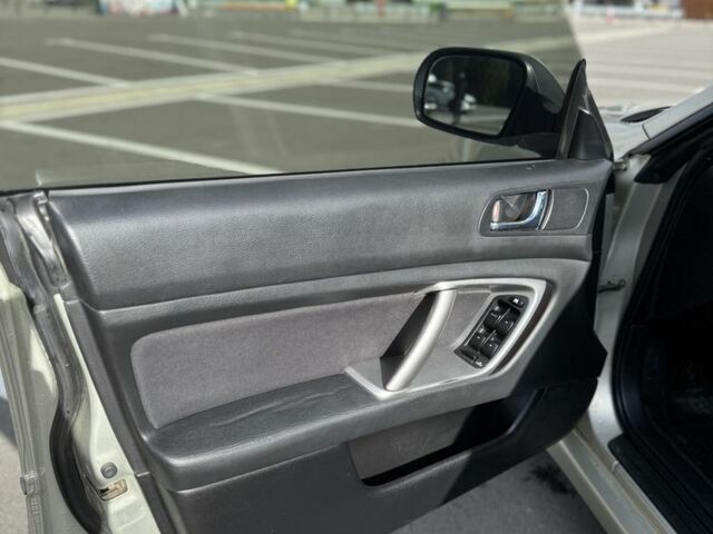 Бежевий Субару Легасі, об'ємом двигуна 2.5 л та пробігом 183 тис. км за 5199 $, фото 23 на Automoto.ua