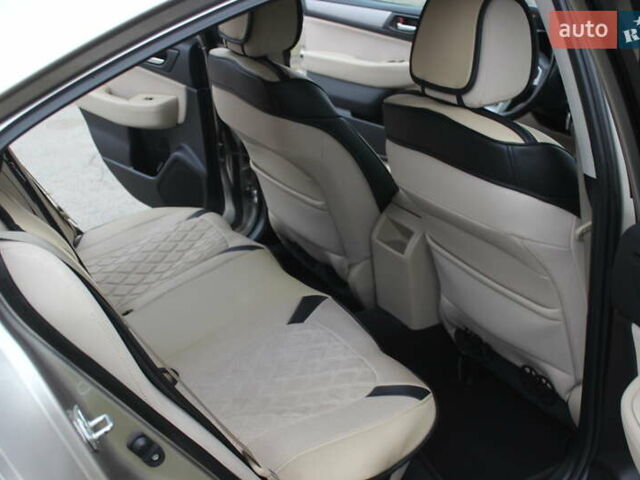 Бежевый Субару Легаси, объемом двигателя 2.5 л и пробегом 179 тыс. км за 10500 $, фото 24 на Automoto.ua