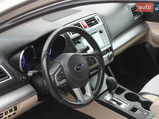 Бежевый Субару Легаси, объемом двигателя 2.5 л и пробегом 179 тыс. км за 10500 $, фото 19 на Automoto.ua