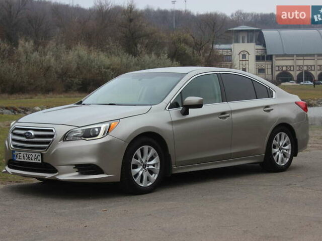 Бежевый Субару Легаси, объемом двигателя 2.5 л и пробегом 179 тыс. км за 10500 $, фото 2 на Automoto.ua