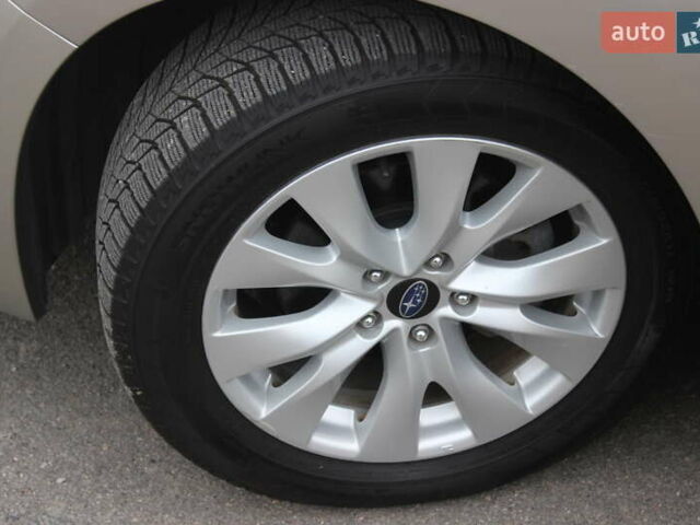 Бежевый Субару Легаси, объемом двигателя 2.5 л и пробегом 179 тыс. км за 10500 $, фото 12 на Automoto.ua