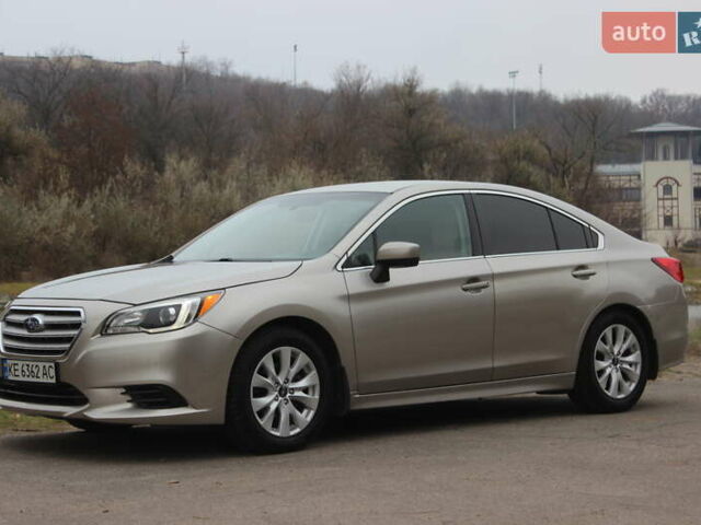 Бежевый Субару Легаси, объемом двигателя 2.5 л и пробегом 179 тыс. км за 10500 $, фото 1 на Automoto.ua