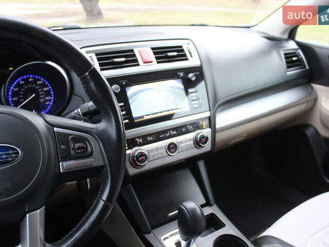 Бежевый Субару Легаси, объемом двигателя 2.5 л и пробегом 179 тыс. км за 10500 $, фото 39 на Automoto.ua