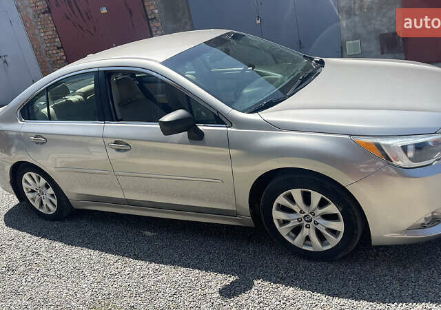 Бежевий Субару Легасі, об'ємом двигуна 2.46 л та пробігом 257 тис. км за 10000 $, фото 4 на Automoto.ua