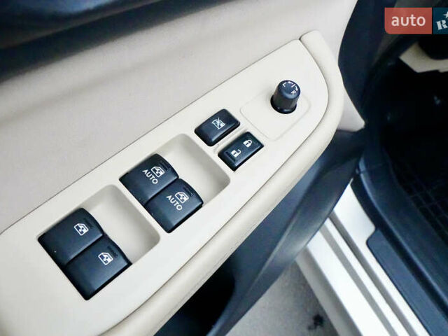 Бежевый Субару Легаси, объемом двигателя 2.46 л и пробегом 140 тыс. км за 12400 $, фото 10 на Automoto.ua