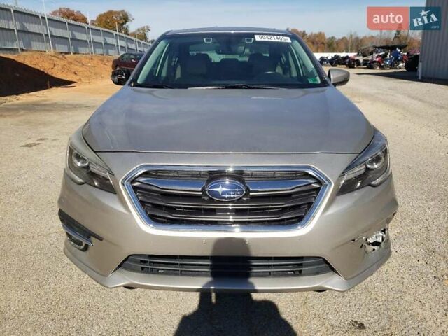 Бежевый Субару Легаси, объемом двигателя 2.5 л и пробегом 123 тыс. км за 2200 $, фото 4 на Automoto.ua