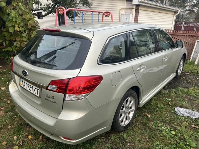 Субару Легасі 2011 у Броварах на Automoto.ua Бежевий Субару Легасі, об'ємом двигуна 2 л та пробігом 127 тис. км за 12500 $, фото 1 на Automoto.ua