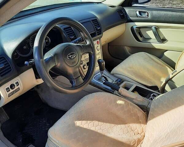 Чорний Субару Легасі, об'ємом двигуна 2.5 л та пробігом 350 тис. км за 5500 $, фото 7 на Automoto.ua