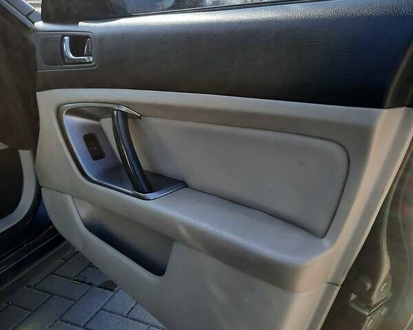Чорний Субару Легасі, об'ємом двигуна 2.5 л та пробігом 350 тис. км за 5500 $, фото 3 на Automoto.ua