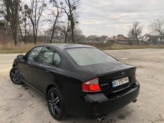 Черный Субару Легаси, объемом двигателя 2.5 л и пробегом 200 тыс. км за 3850 $, фото 4 на Automoto.ua
