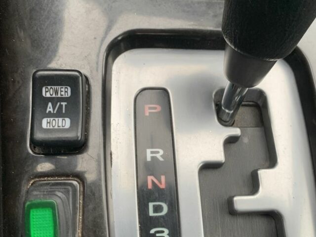 Черный Субару Легаси, объемом двигателя 2 л и пробегом 315 тыс. км за 2900 $, фото 9 на Automoto.ua