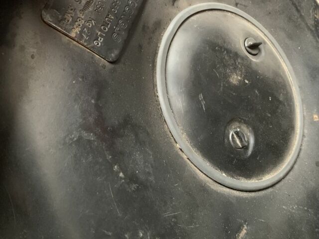 Черный Субару Легаси, объемом двигателя 2 л и пробегом 315 тыс. км за 2900 $, фото 23 на Automoto.ua