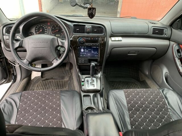 Черный Субару Легаси, объемом двигателя 2 л и пробегом 315 тыс. км за 2900 $, фото 6 на Automoto.ua