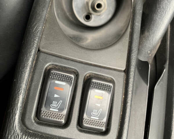 Чорний Субару Легасі, об'ємом двигуна 1.99 л та пробігом 315 тис. км за 2900 $, фото 17 на Automoto.ua