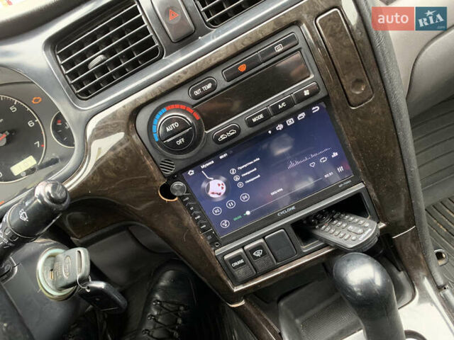 Чорний Субару Легасі, об'ємом двигуна 1.99 л та пробігом 315 тис. км за 2900 $, фото 18 на Automoto.ua