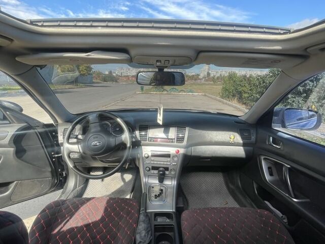 Чорний Субару Легасі, об'ємом двигуна 2 л та пробігом 380 тис. км за 4900 $, фото 7 на Automoto.ua