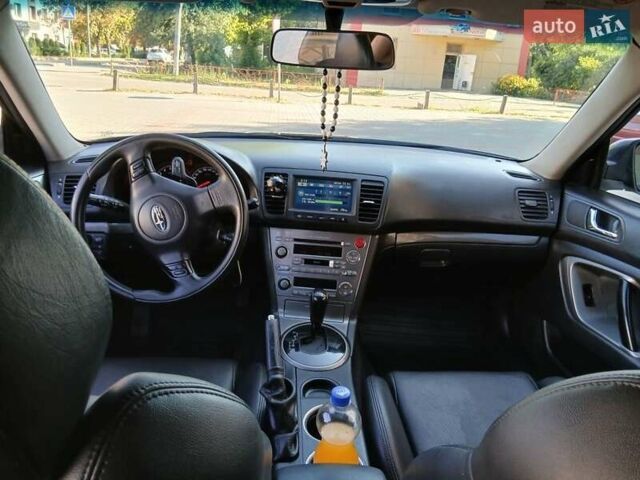 Чорний Субару Легасі, об'ємом двигуна 3 л та пробігом 248 тис. км за 6900 $, фото 4 на Automoto.ua