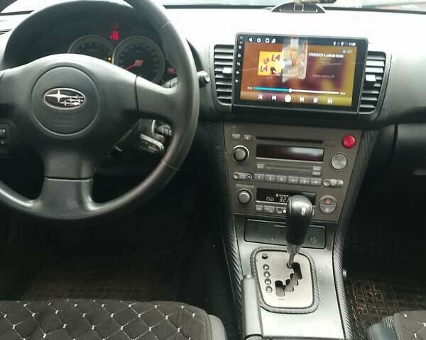 Чорний Субару Легасі, об'ємом двигуна 2 л та пробігом 358 тис. км за 3100 $, фото 4 на Automoto.ua