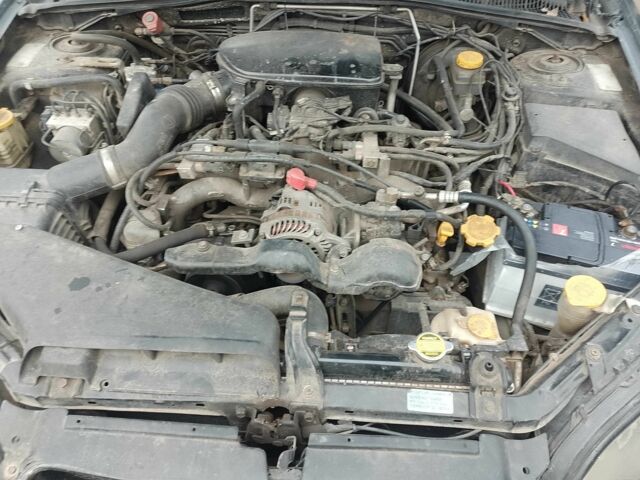 Чорний Субару Легасі, об'ємом двигуна 2 л та пробігом 358 тис. км за 3128 $, фото 5 на Automoto.ua