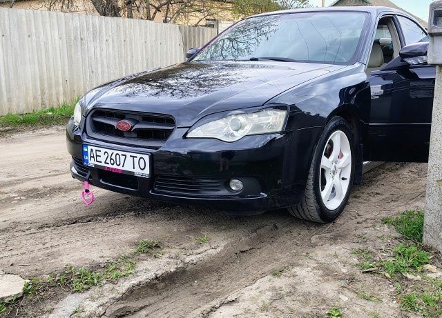 Черный Субару Легаси, объемом двигателя 3 л и пробегом 257 тыс. км за 5996 $, фото 14 на Automoto.ua