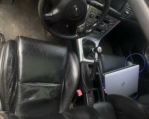 Черный Субару Легаси, объемом двигателя 3 л и пробегом 280 тыс. км за 4700 $, фото 5 на Automoto.ua