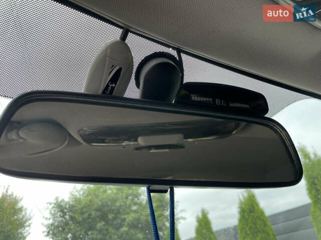 Черный Субару Легаси, объемом двигателя 1.99 л и пробегом 324 тыс. км за 4300 $, фото 3 на Automoto.ua