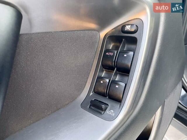 Черный Субару Легаси, объемом двигателя 2 л и пробегом 221 тыс. км за 6300 $, фото 48 на Automoto.ua