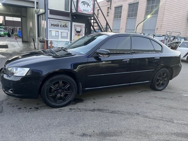 Чорний Субару Легасі, об'ємом двигуна 2 л та пробігом 217 тис. км за 5300 $, фото 4 на Automoto.ua